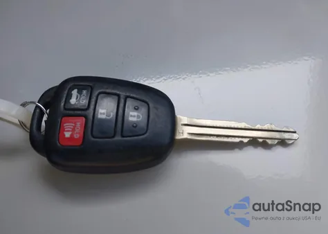 2019 Toyota Corolla Se из США, поврежденный, VIN 2T1BURHE3KC129652